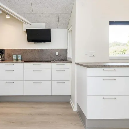בית נופש 4 Star In Sjolund-by Traum